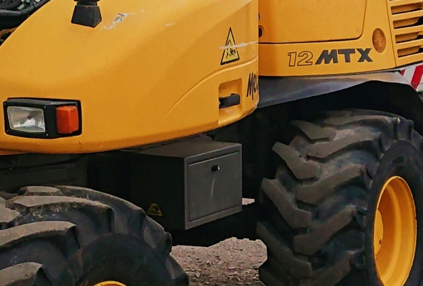 wynajem koparki Węgrów